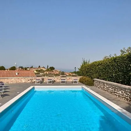 Villa Ardea Comfortable Holiday