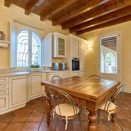 Ardea Comfortable Holiday Villa Soiano Del Lago