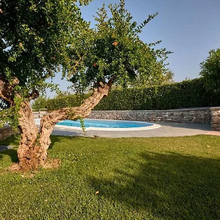 Ardea Comfortable Holiday Villa *